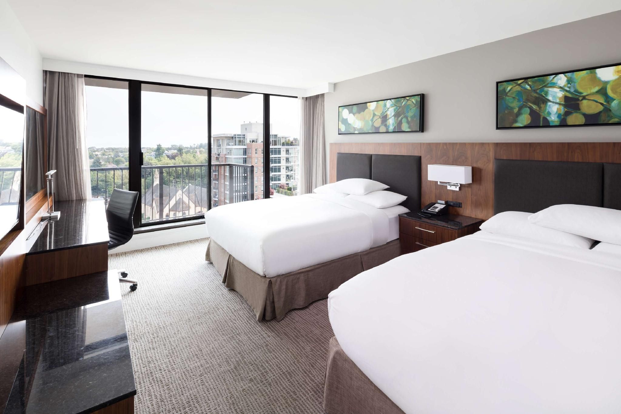 2 Queens 1 Bedroom Suite- City View - Sofabed