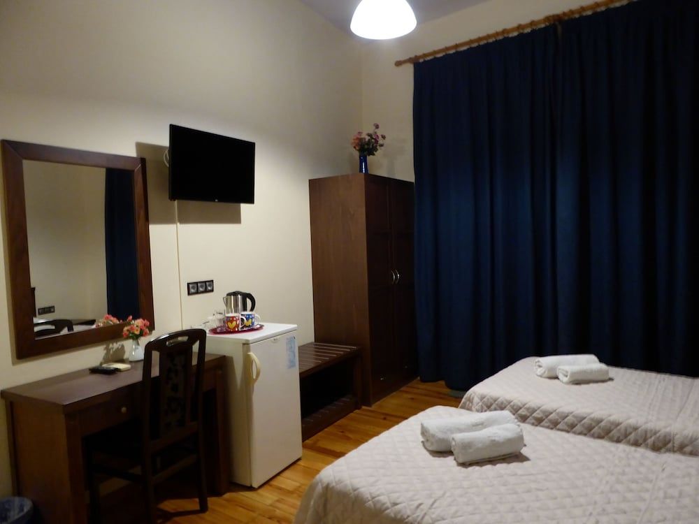 Sea Front Old Town Standard Room, City View 9