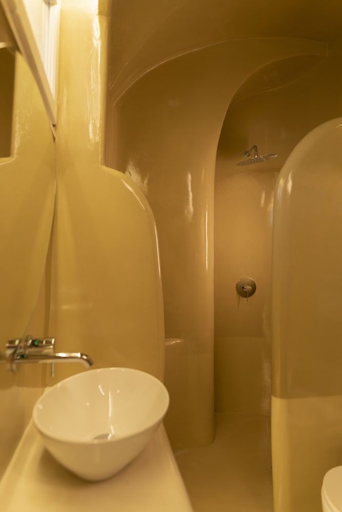 Oia Mansion Deluxe Villa, 4 Bedrooms, Hot Tub, Sea Facing 5