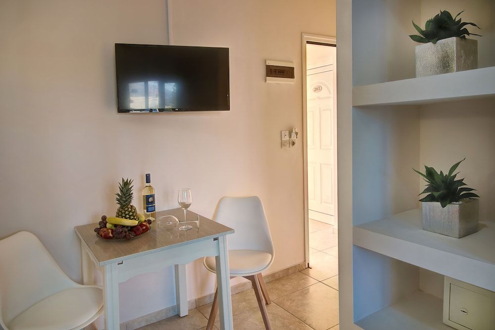 Superior Double Studio with Pool View
