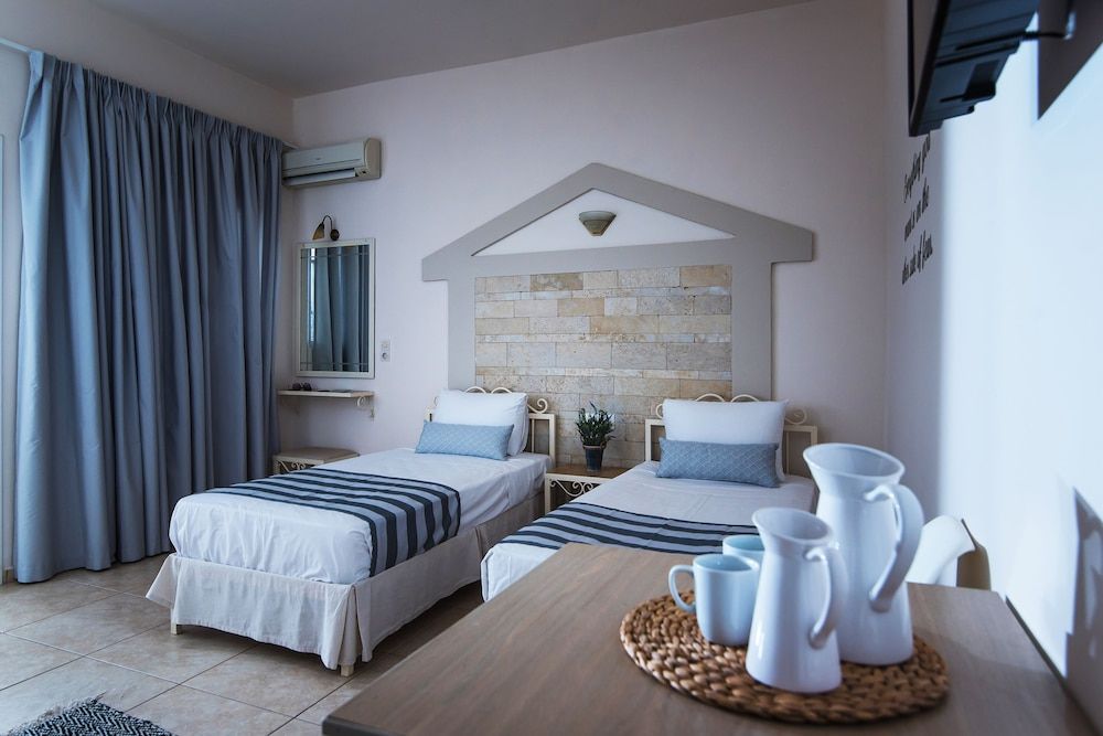 Superior Double Studio with Pool View