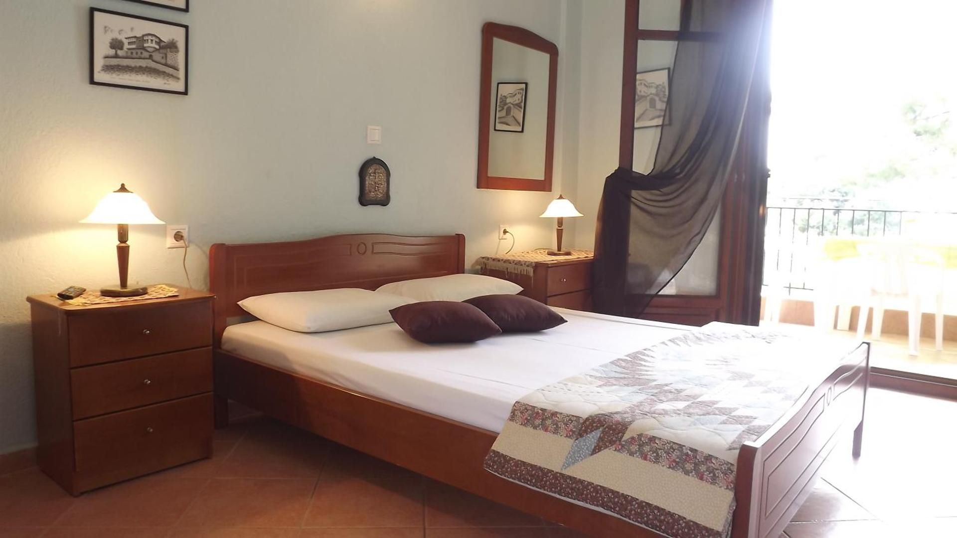 One-Bedroom Apartment (2 - 4 Adults)