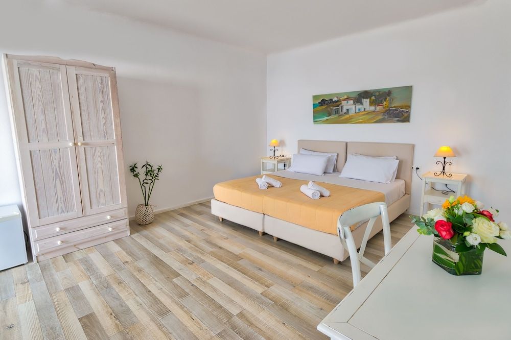 undefined With-inn Mykonos Suites 8