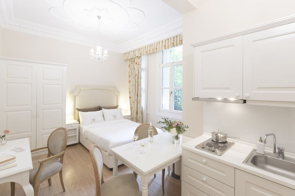 Gatto Perso Luxury Apartments Deluxe Studio 4