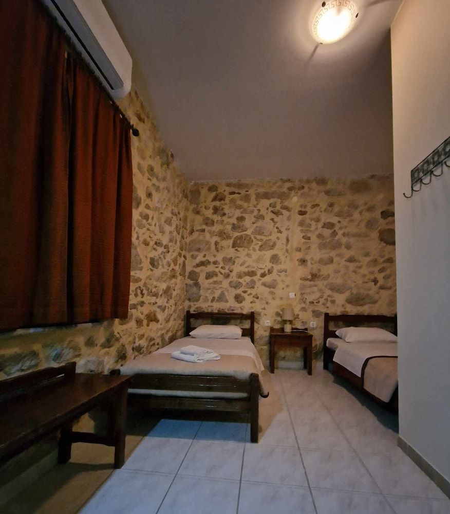Economy Double Room, 2 Twin Beds, Garden Area