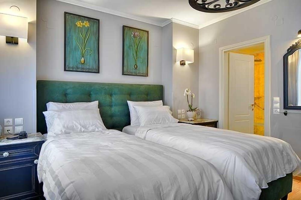 Hotel Antique Luxury Double Room 4