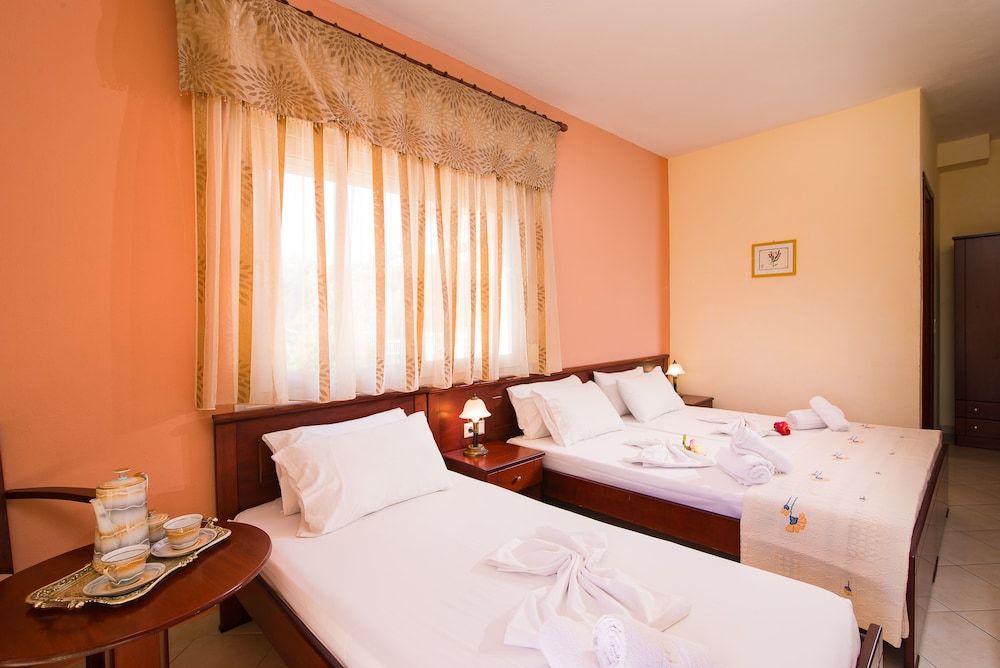 Standard Triple Room, Sea View