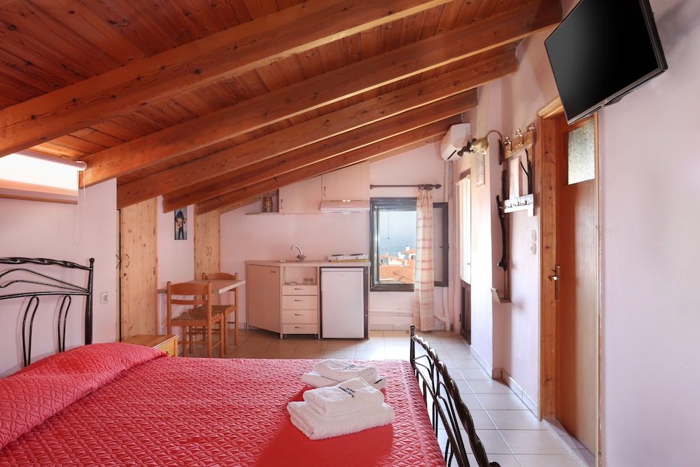 Monemvasia Green Apartments Superior Double or Twin Room (Style) 2