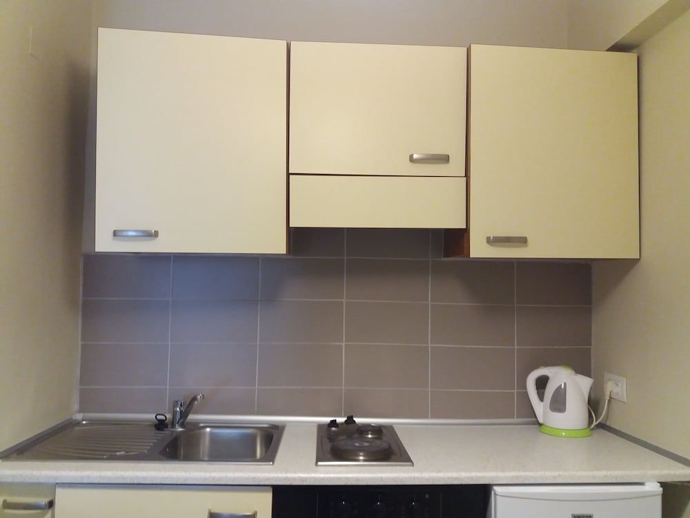 Economy Studio (for 2)
