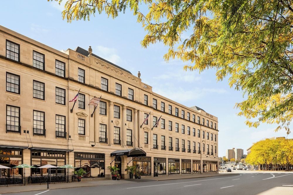 undefined Magnolia Hotel Omaha 6
