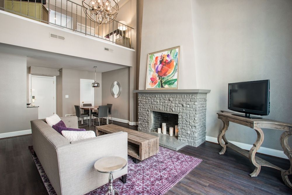 undefined Magnolia Hotel Omaha 2