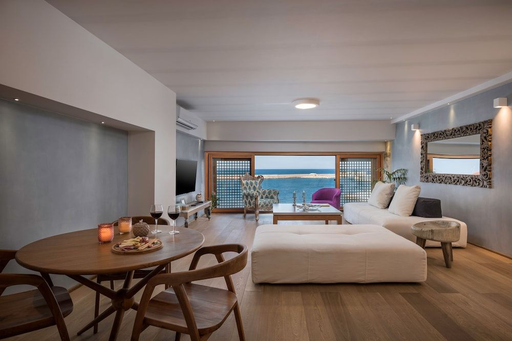 Family Suite, 2 Bedrooms, 2 Bathrooms, Oceanfront