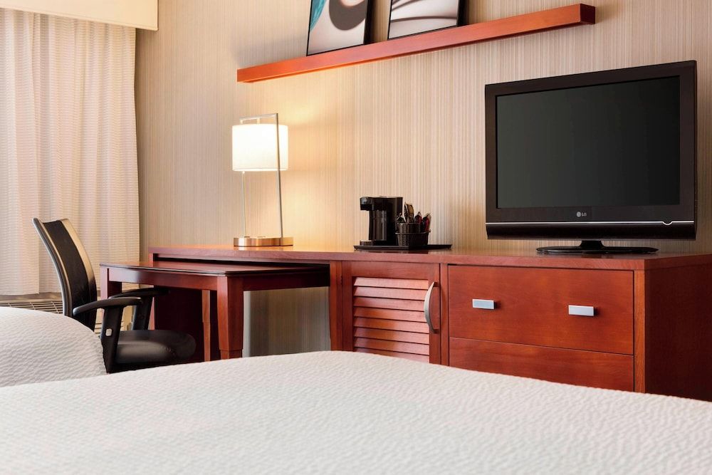 Room, 2 Queen Beds, Non Smoking