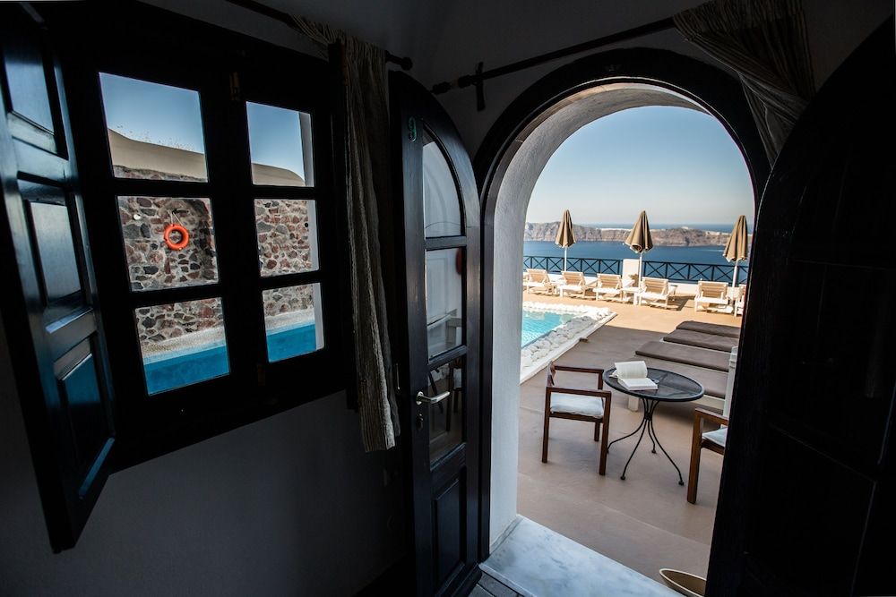 Studio (Caldera View, No Private Balcony)