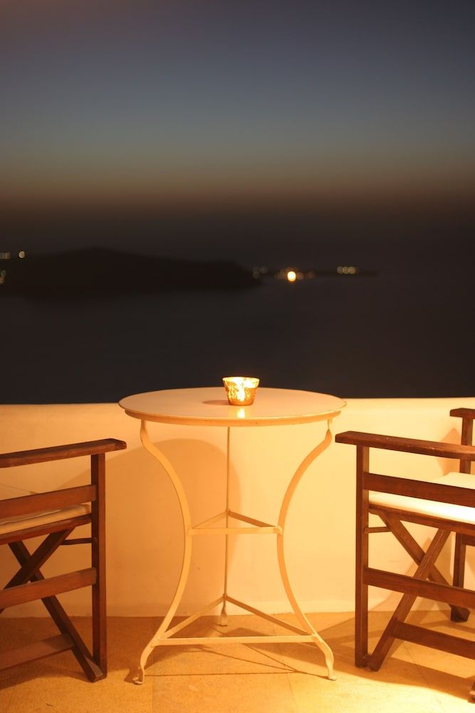 Afroessa Hotel by Pearl Hotel Collection Standard Studio (Caldera View)