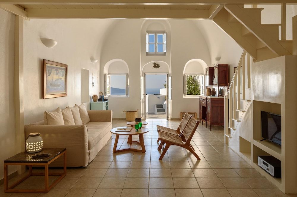 Revelis Villa & Canava Luxury Villa, 3 Bedrooms, Sea View, Slope side 10