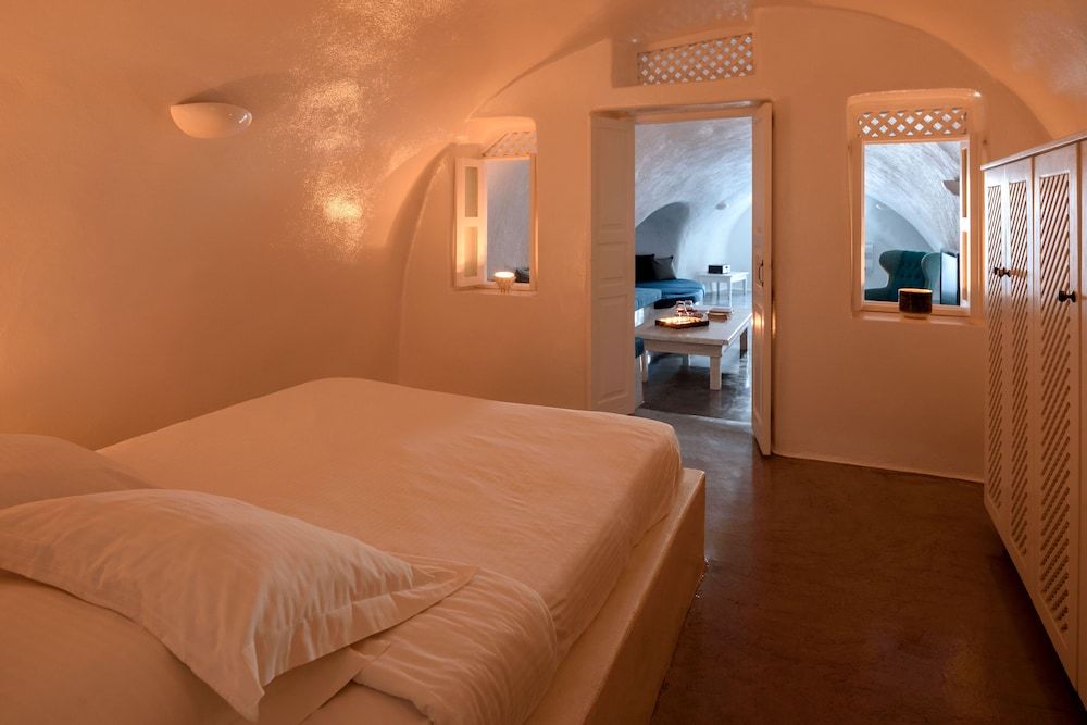 Revelis Villa & Canava Luxury Suite, Partial Sea View, Slope side (Canava) 6