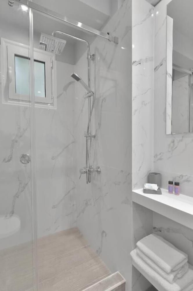 Alter Athens Hotel Standard Double Room 4