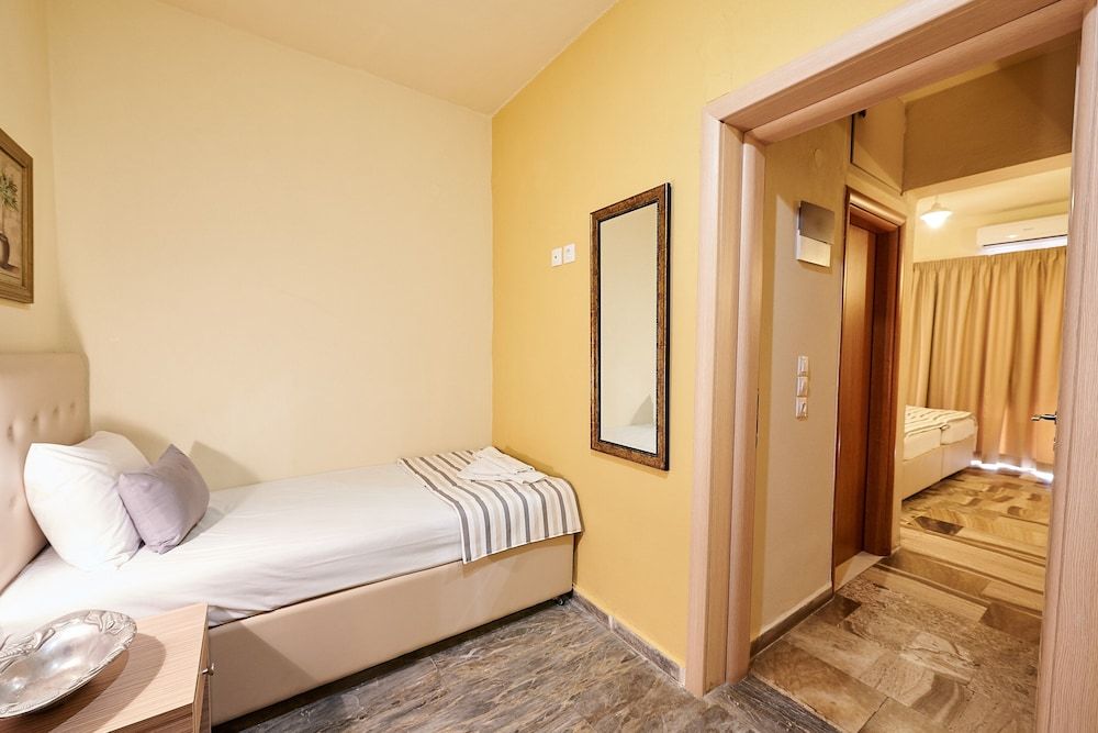 Superior Suite, 2 Bedrooms, Non Smoking, Connecting Rooms