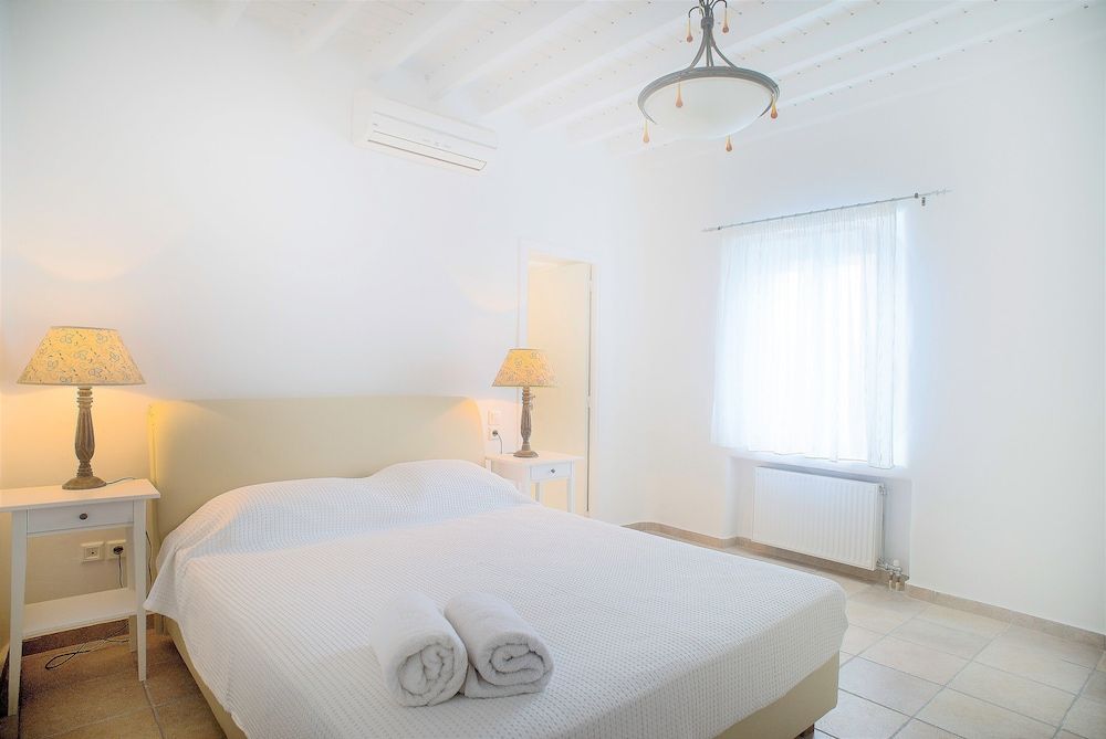 undefined Aeri Villas & Apartments 7