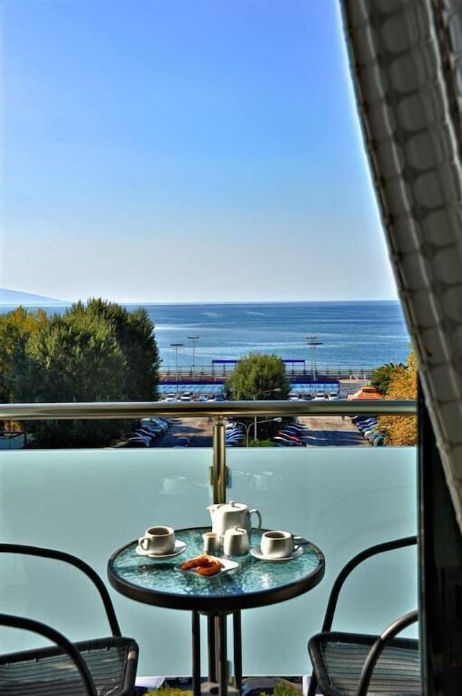 Esperia Hotel Superior Double Room, Sea View 3