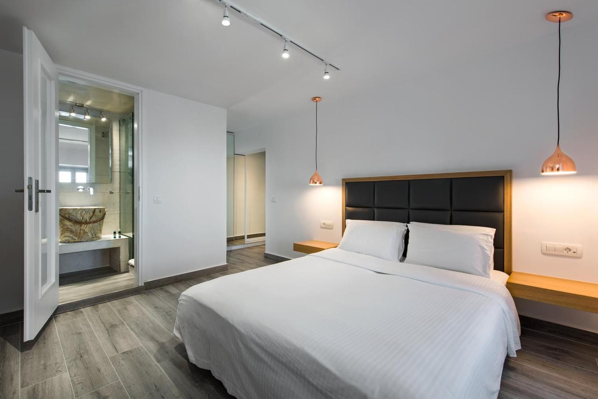 undefined Thireas Hotel 6