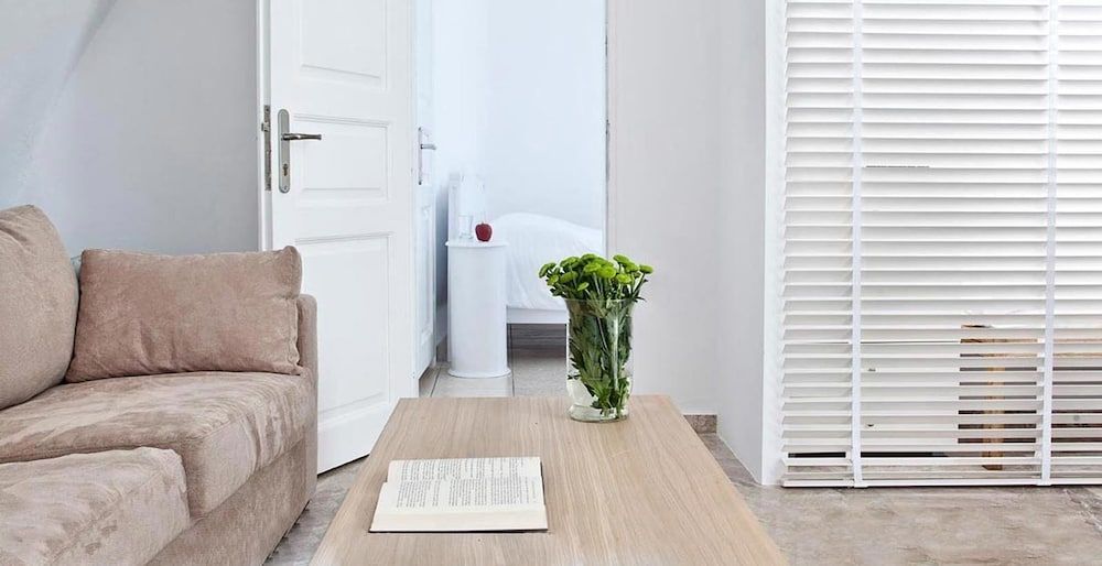 undefined Thireas Hotel 4