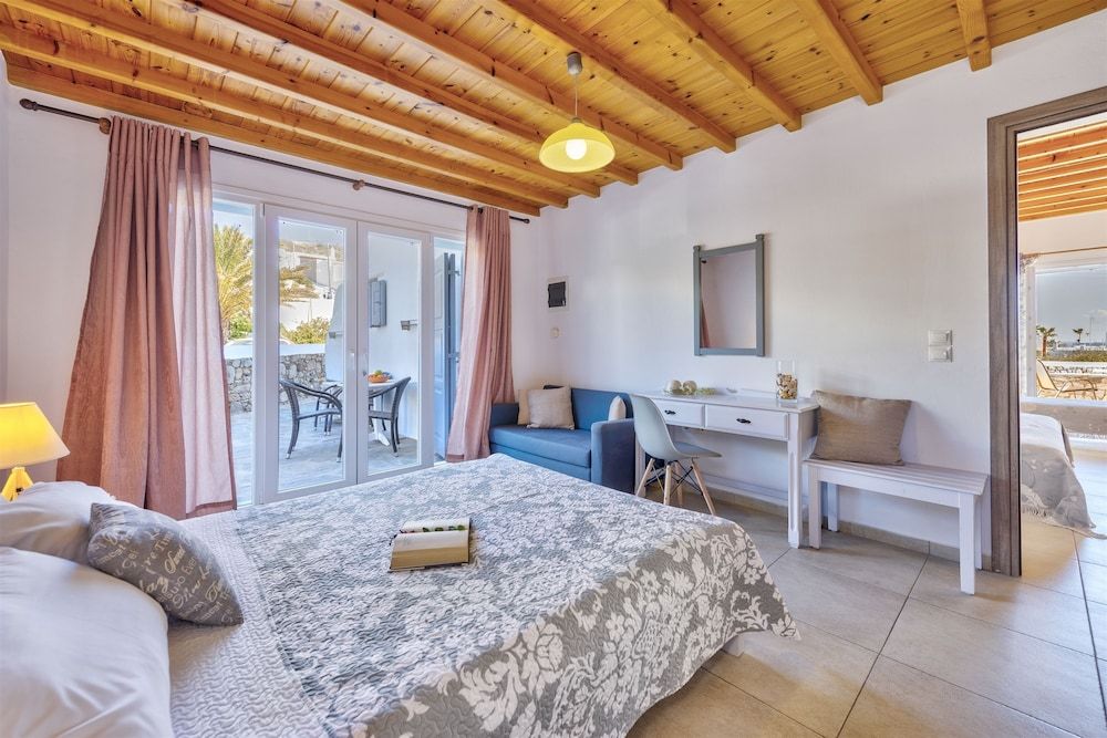 undefined Jewel Apartments