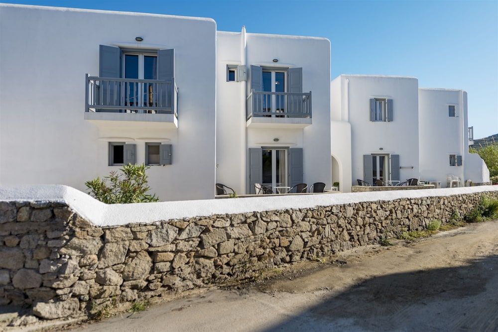 undefined Jewel Apartments 8