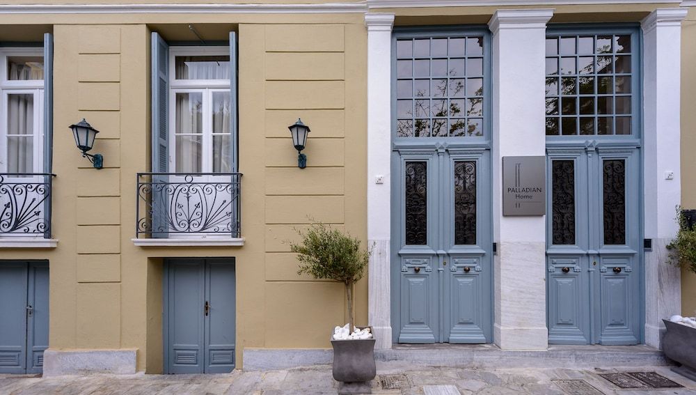 undefined Palladian Home 3