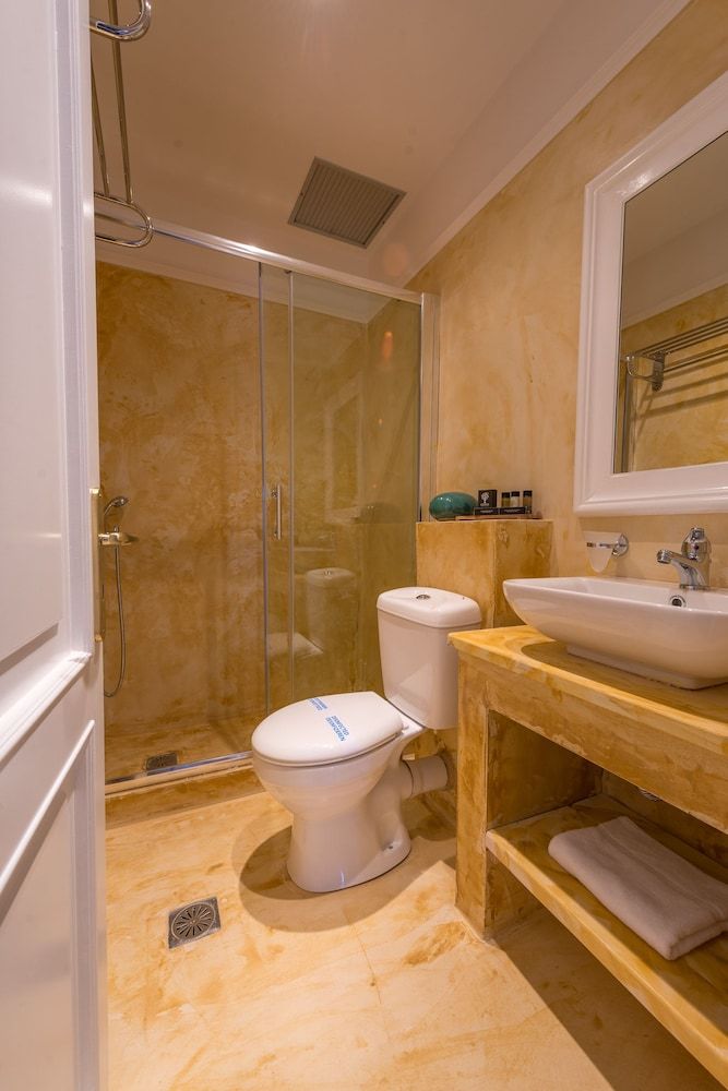 Palladian Home Comfort Double Room, City View 4