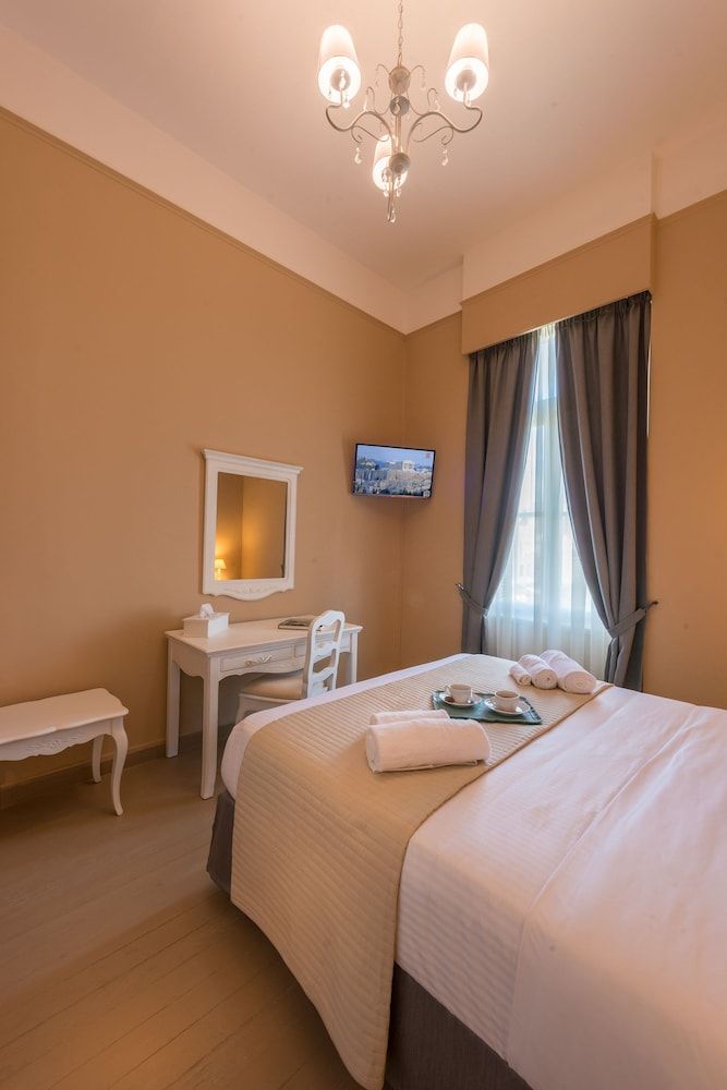 Palladian Home Comfort Double Room, City View 2