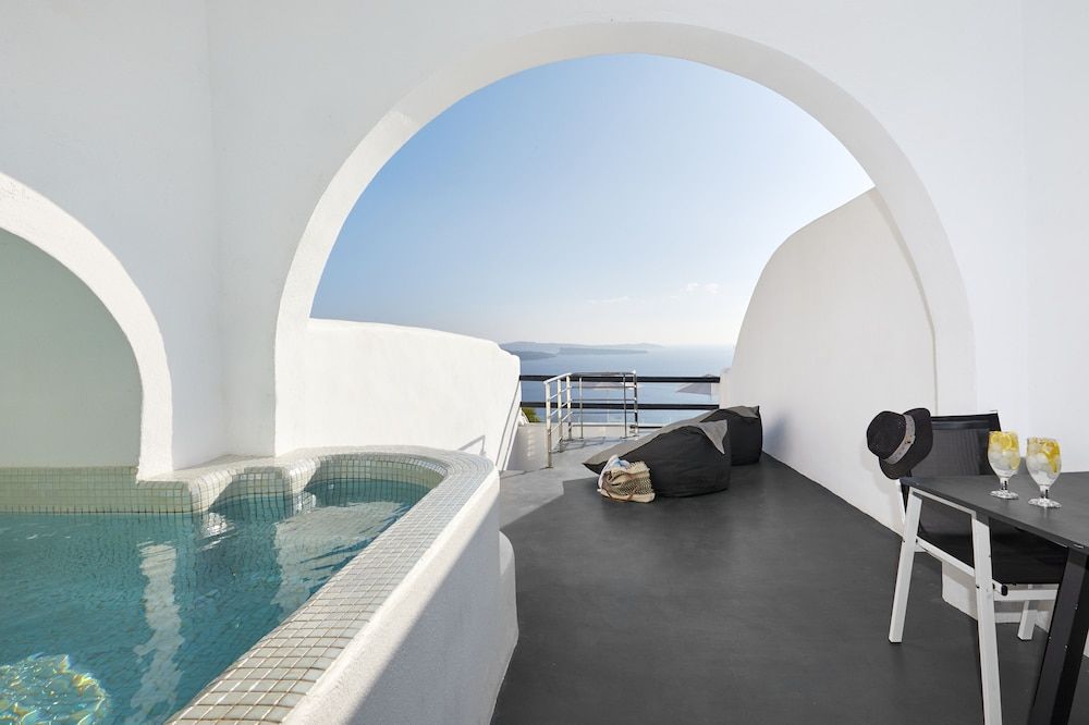 undefined Oia Suites 3