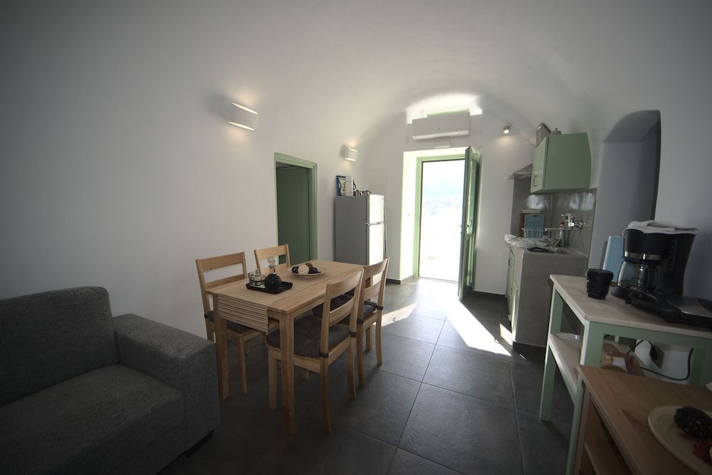 Morning Star House, 2 Bedrooms (Erato) 11