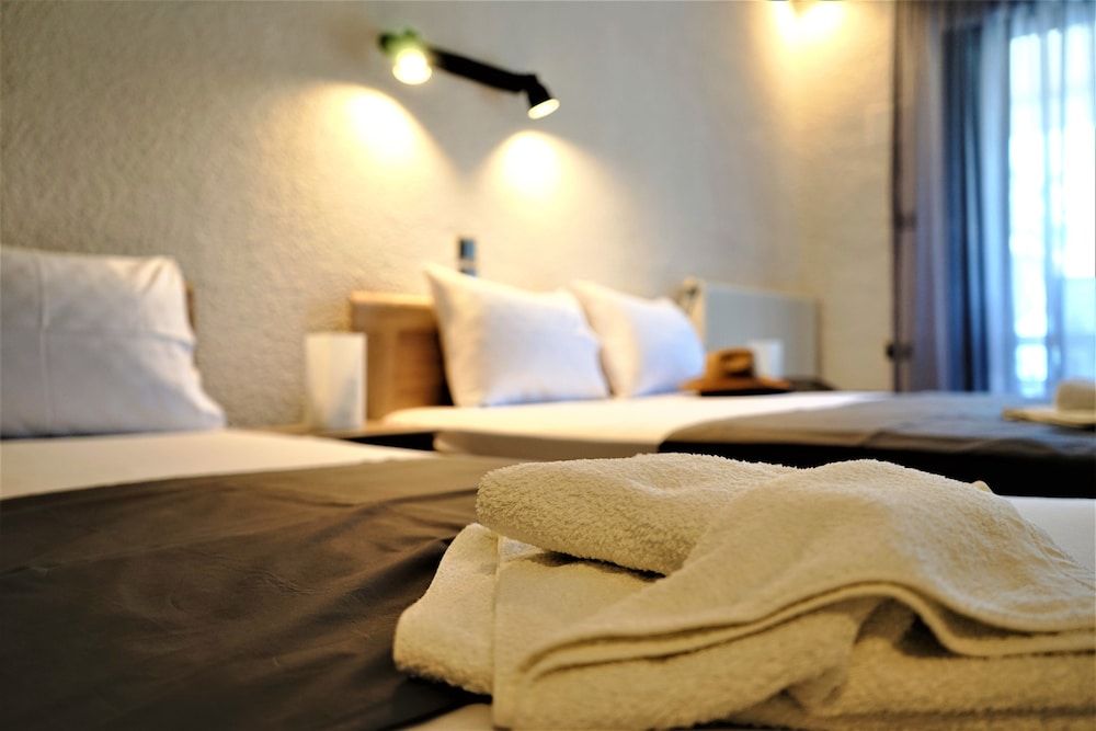 Triple Room, Kitchenette, Sea Facing