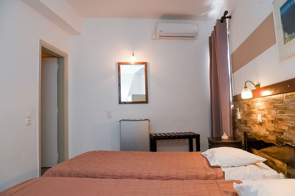 undefined Hotel Narkissos 4