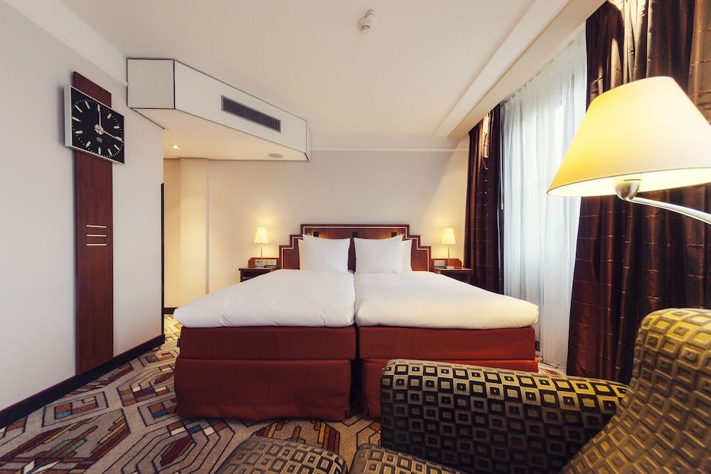 Banks Mansion Comfy Room 2