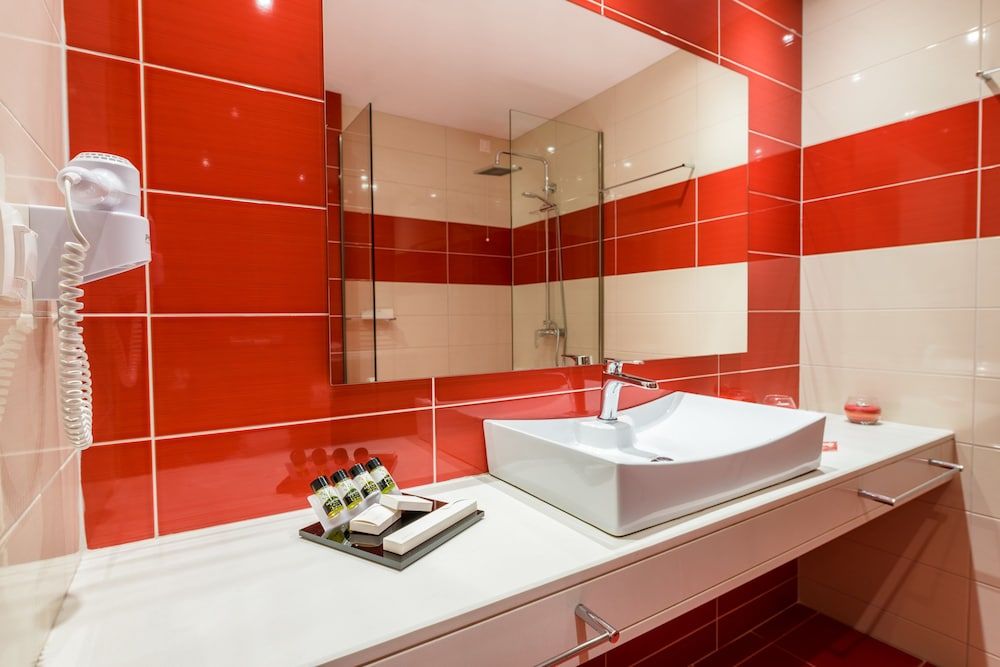 Lagaria Hotel Deluxe Double Room 5