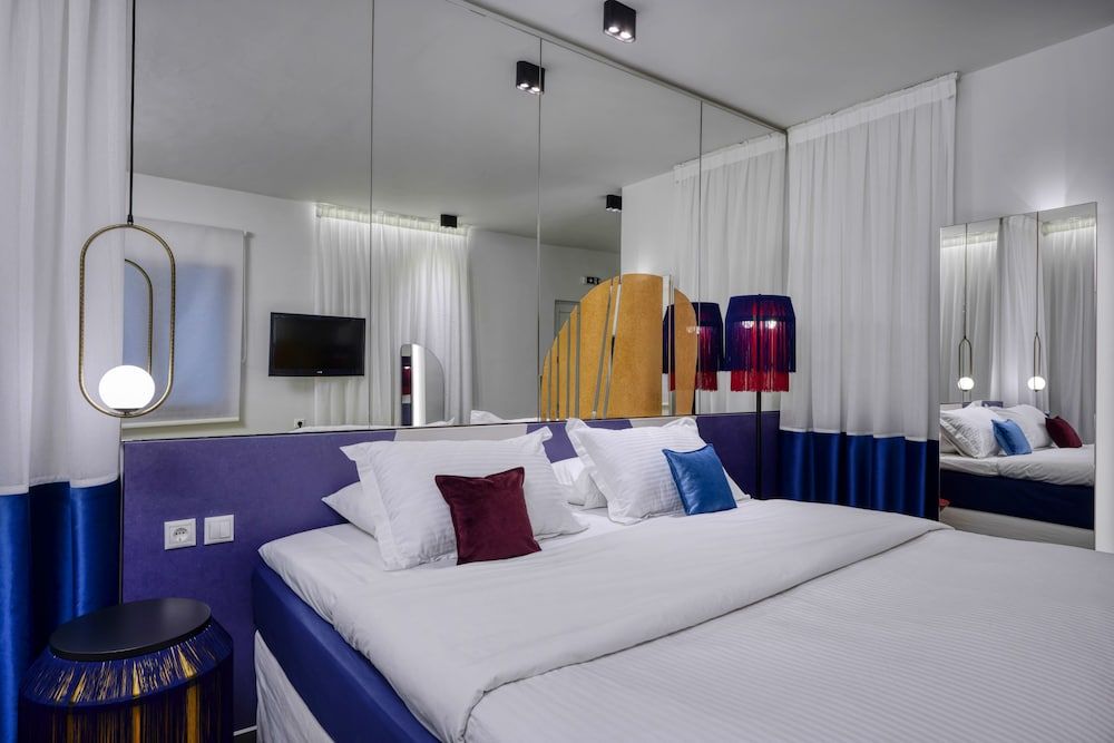 Thomais Boutique Hotel Deluxe Double Room 7