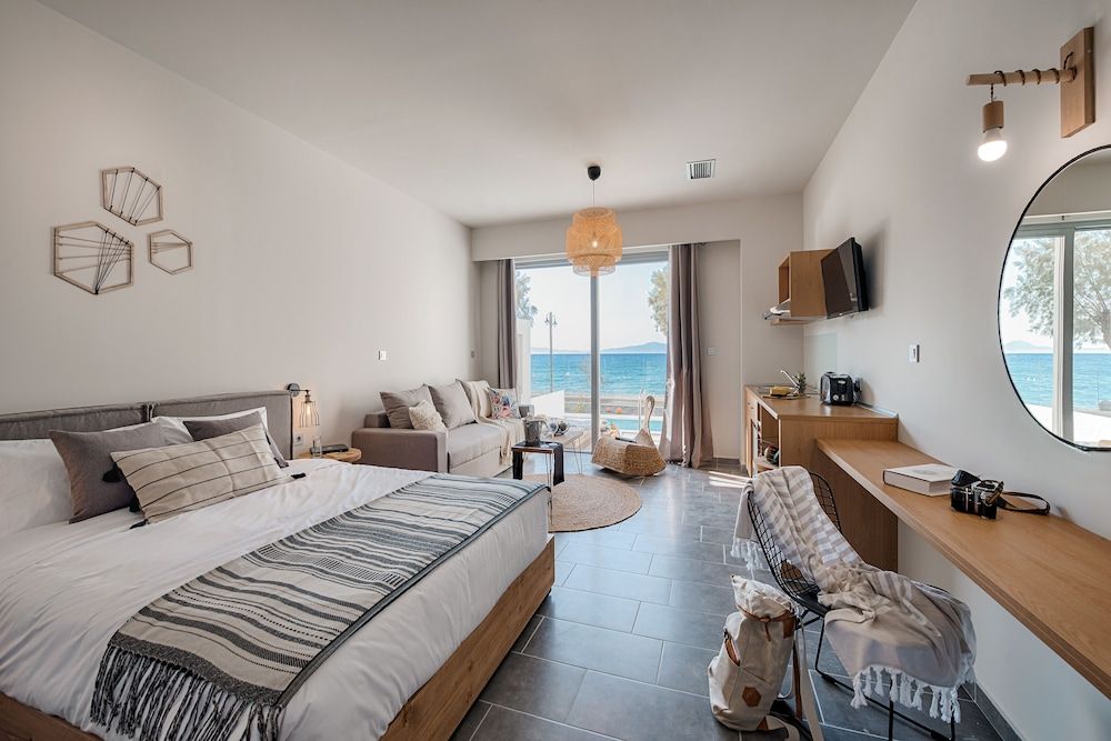 Premier Suite, Private Pool, Sea Facing