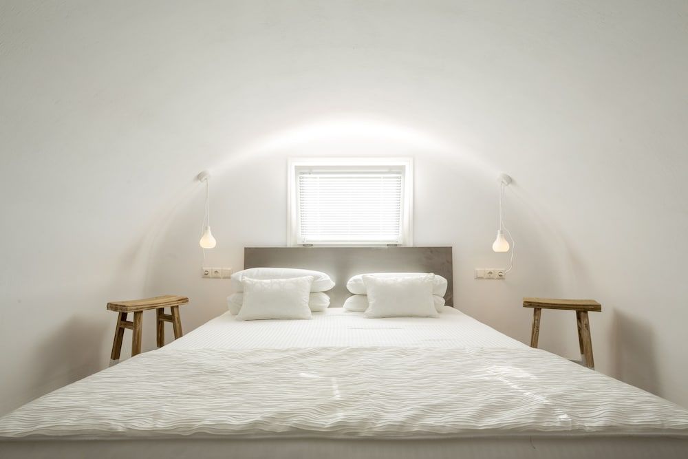 undefined Art Hotel Santorini 6