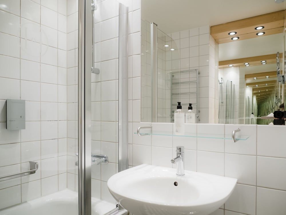 Hotel Lundia Family Room 4