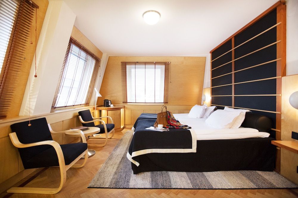 Hotel Lundia Queen Room (140 cm) 2