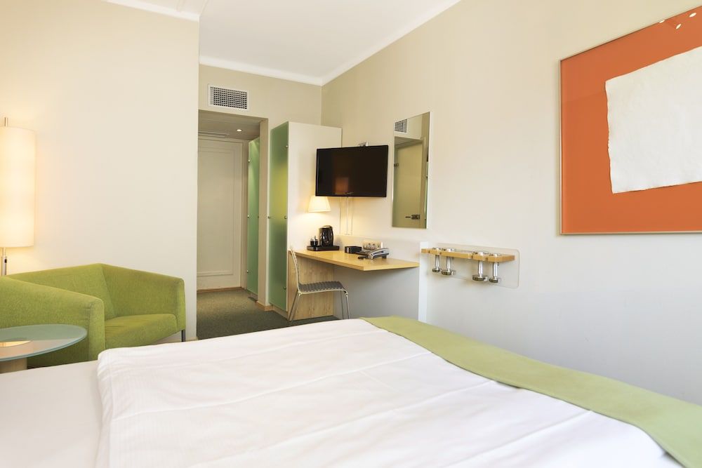 ProfilHotels President Classic Room (140 cm bed)