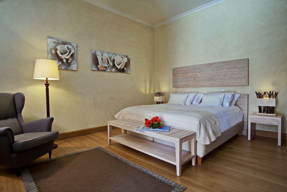 Suite (Athena)