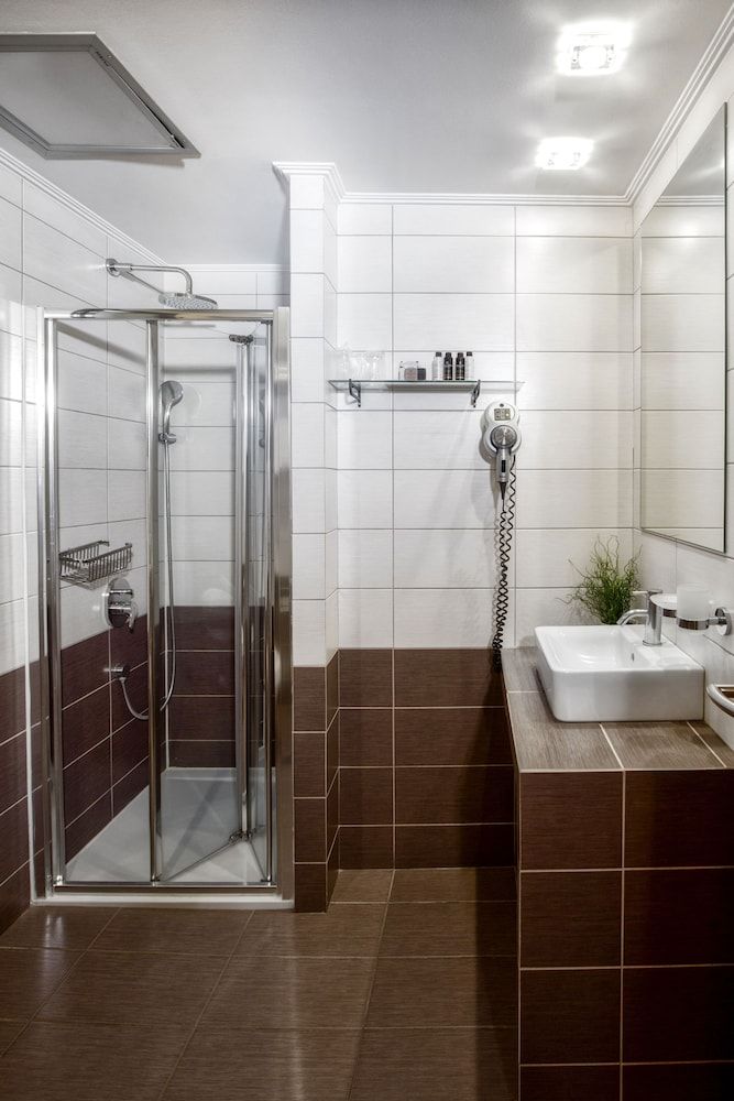 Sweet Home Hotel Superior Double or Twin Room, Balcony 7