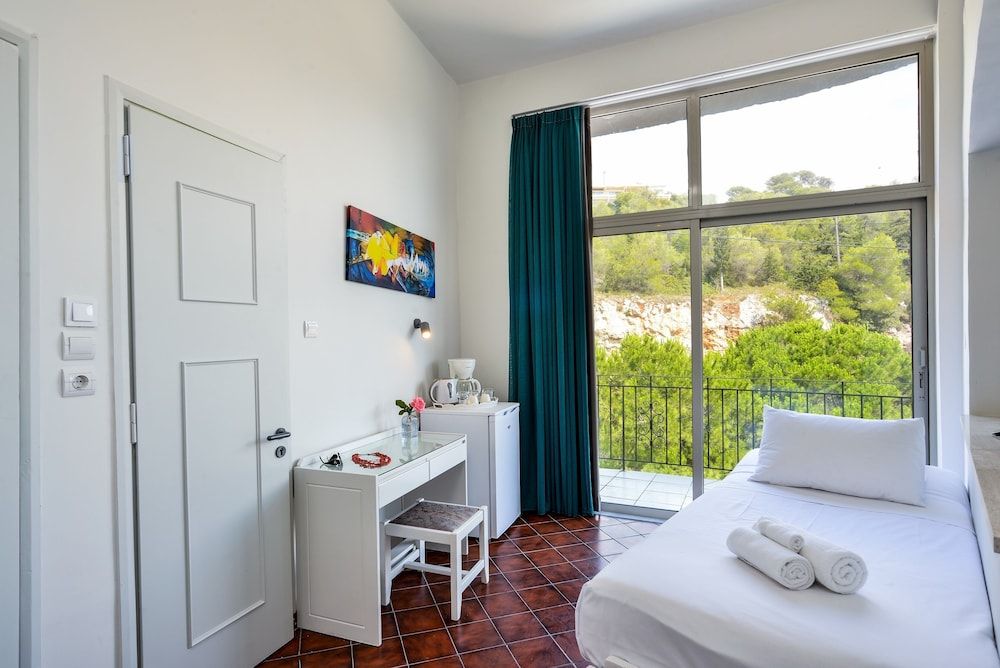 Superior Single Room