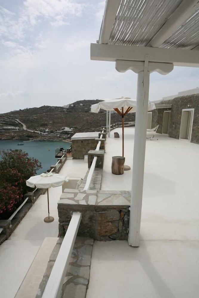 Atlantis Beach Residence Double Deluxe with hot tub (Aether) 14