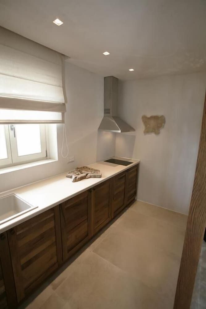 undefined Atlantis Beach Residence 10