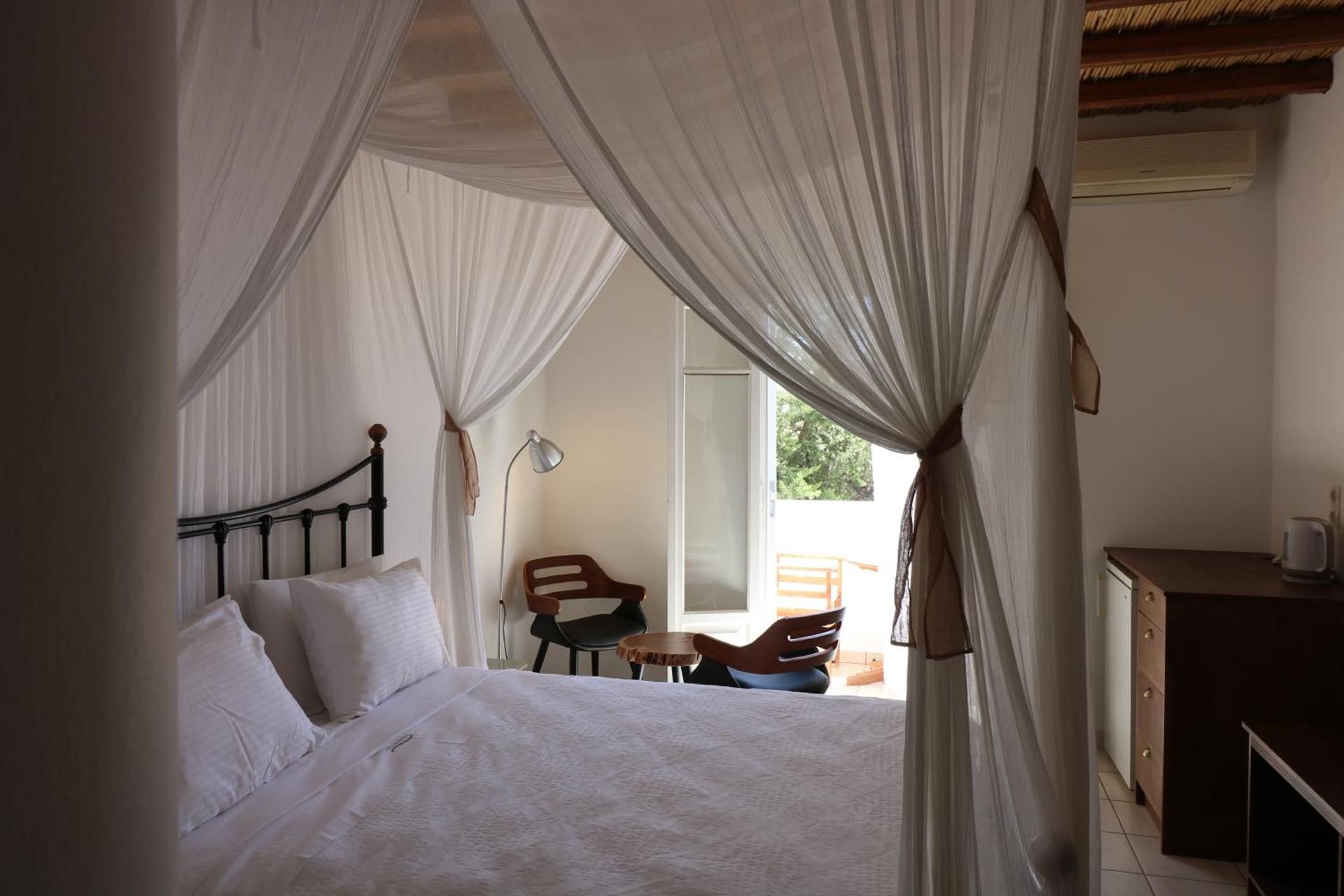 Deluxe Double Room with Balcony and Sea View